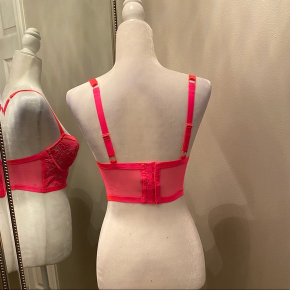 Victoria’s Secret bra - Picture 2 of 5